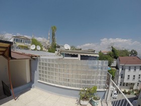 Atam Suites & Apart