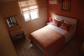 Atam Suites & Apart