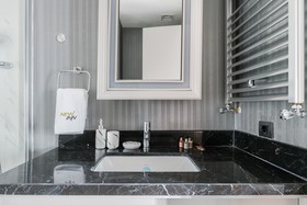 Avangart Residence by NewInn