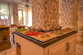 Avicenna Hotel