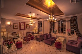 Avicenna Hotel