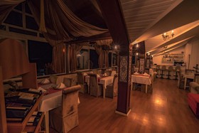Avicenna Hotel