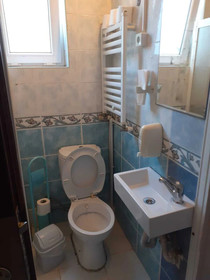 Avrasya Hostel