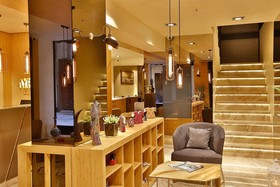 Ayramin Deluxe Hotel