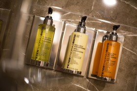 Ayramin Deluxe Hotel