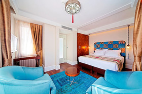 Azade Suites