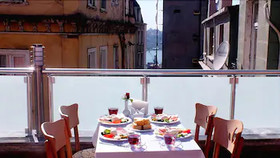 Azre Hotel
