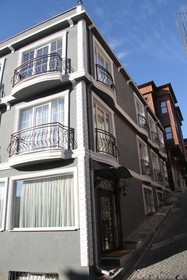 Basileus Hotel
