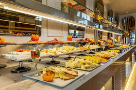 Beethoven Senfoni Hotel