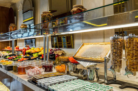 Beethoven Senfoni Hotel