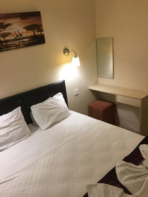 Berce Apartment & Suites