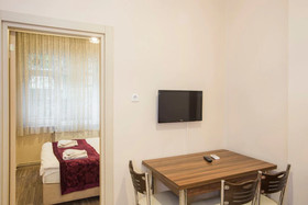 Berce Apartment & Suites