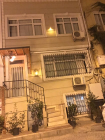 Berce Apartment & Suites