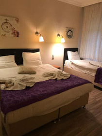 Berce Apartment & Suites