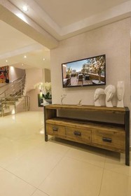 B'Guest House&Apartment