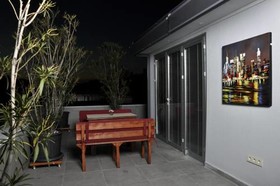 B'Guest House&Apartment