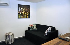 B'Guest House&Apartment