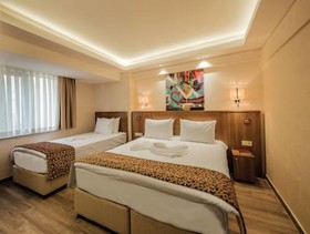 B'Guest House&Apartment
