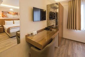 B'Guest House&Apartment