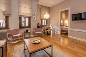 Bguest Pera Suites