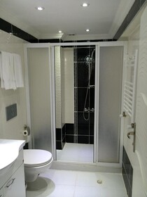 Black Bird Suite Hotel