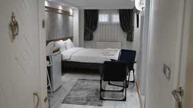 Blue Mansion Hotel