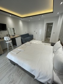 Blue Mansion Hotel