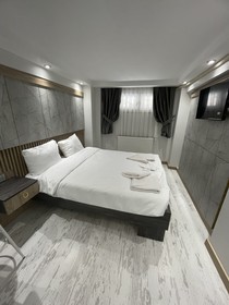 Blue Mansion Hotel