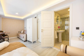 Blue Marmara Suites