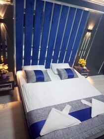 Blue Plus Hotel