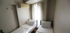 Bristol Hostel & Pub