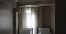 Bristol Hostel & Pub