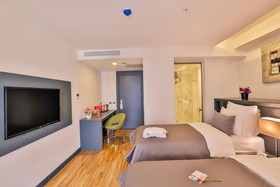 Business Life Boutique Hotel