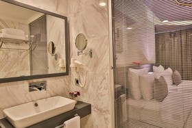 Business Life Boutique Hotel