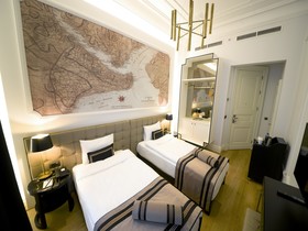 Akka Lush Hotel