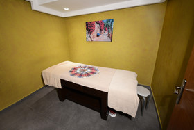 Akka Lush Hotel