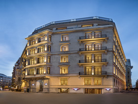 Akka Lush Hotel