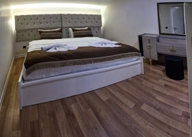 By Aydin Suite Hotel