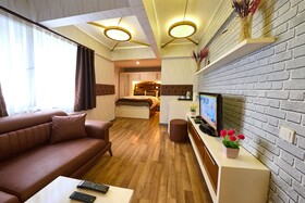 By Aydin Suite Hotel