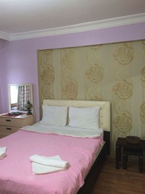 Caravan Palace Apart