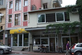 Caravan Palace Apart