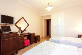 Center Hill Hotel