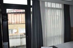 Check In Hotel