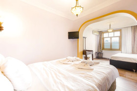 Cheers Vintage Hostel