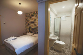 Cheers Vintage Hostel