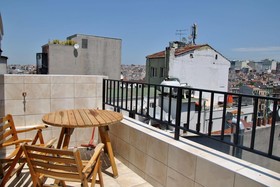 Chillout Lya Hostel Bar