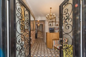 Cirrus Suites Tomtom