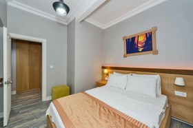 Cirrus Suites Tomtom