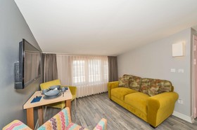 Cirrus Suites Tomtom