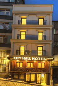 City Hall Hotel